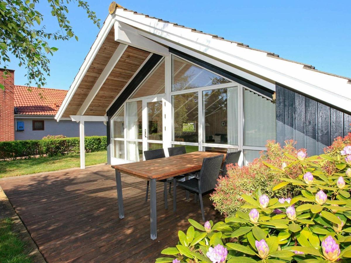 5 Person Holiday Home In Esbjerg V Eksteriør billede